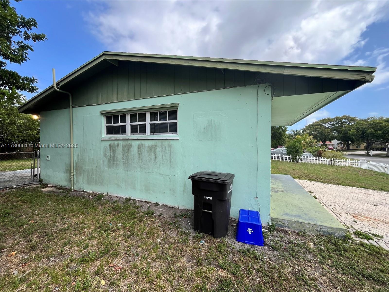 WESTFIELD AT WPB - Residential