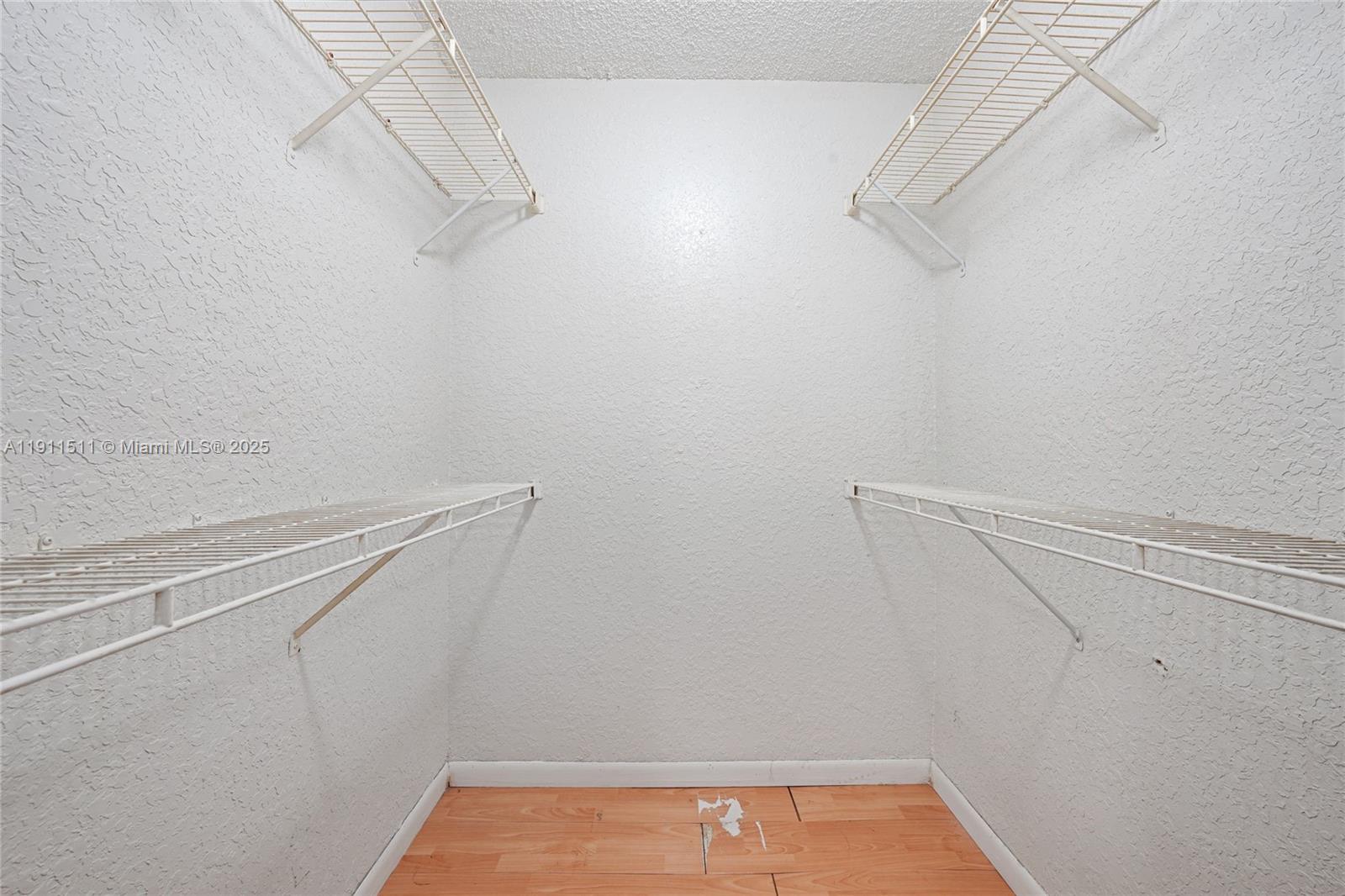 LAKEVIEW CLUB CONDO - Residential