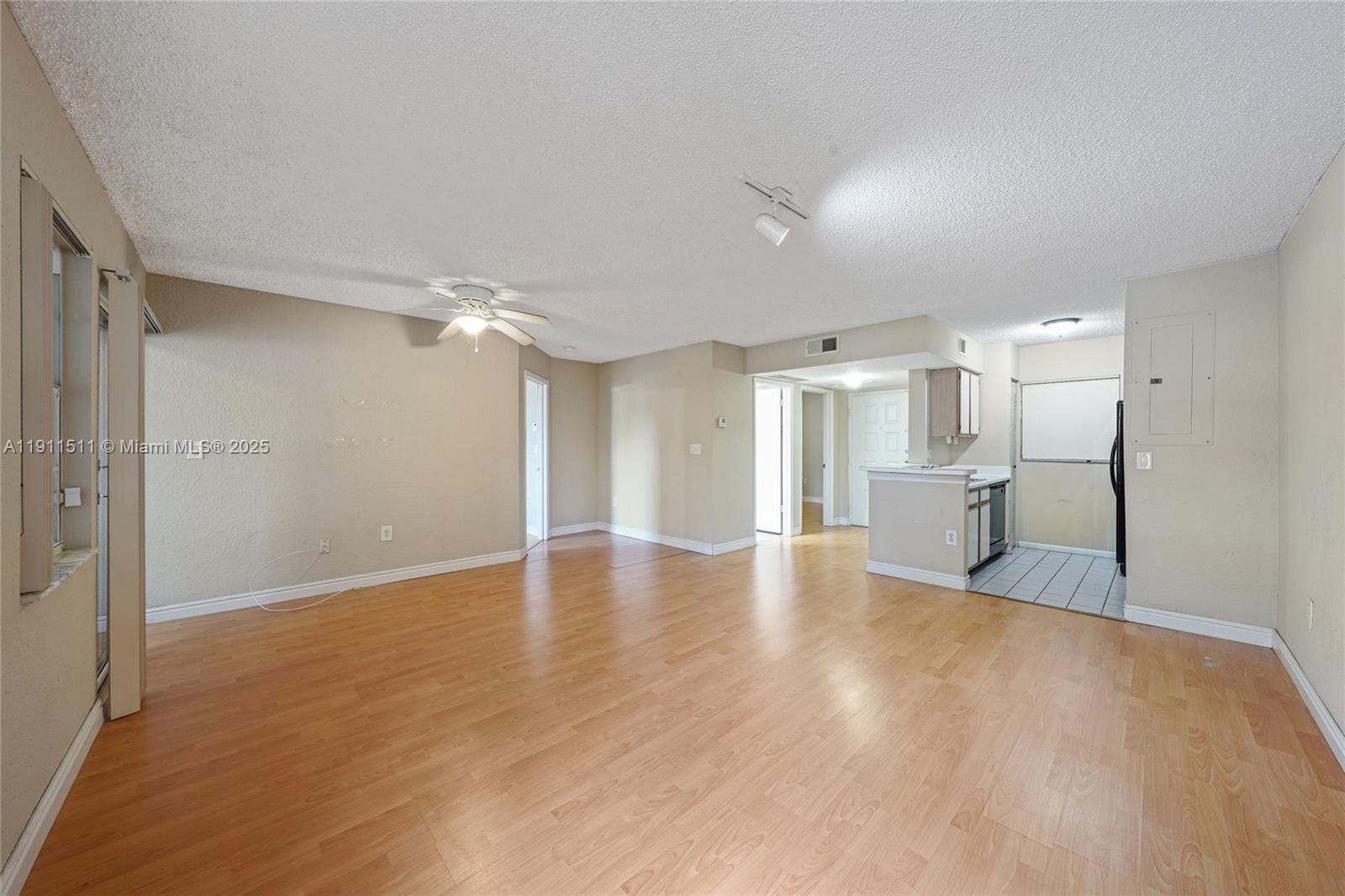LAKEVIEW CLUB CONDO - Residential