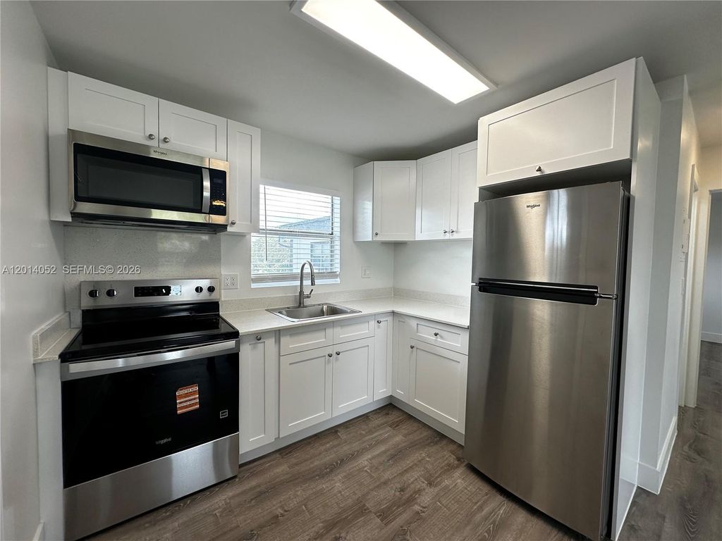 Photo of 5841 SW 36th Ct #205, Davie, FL 33314 (MLS # A12014052)