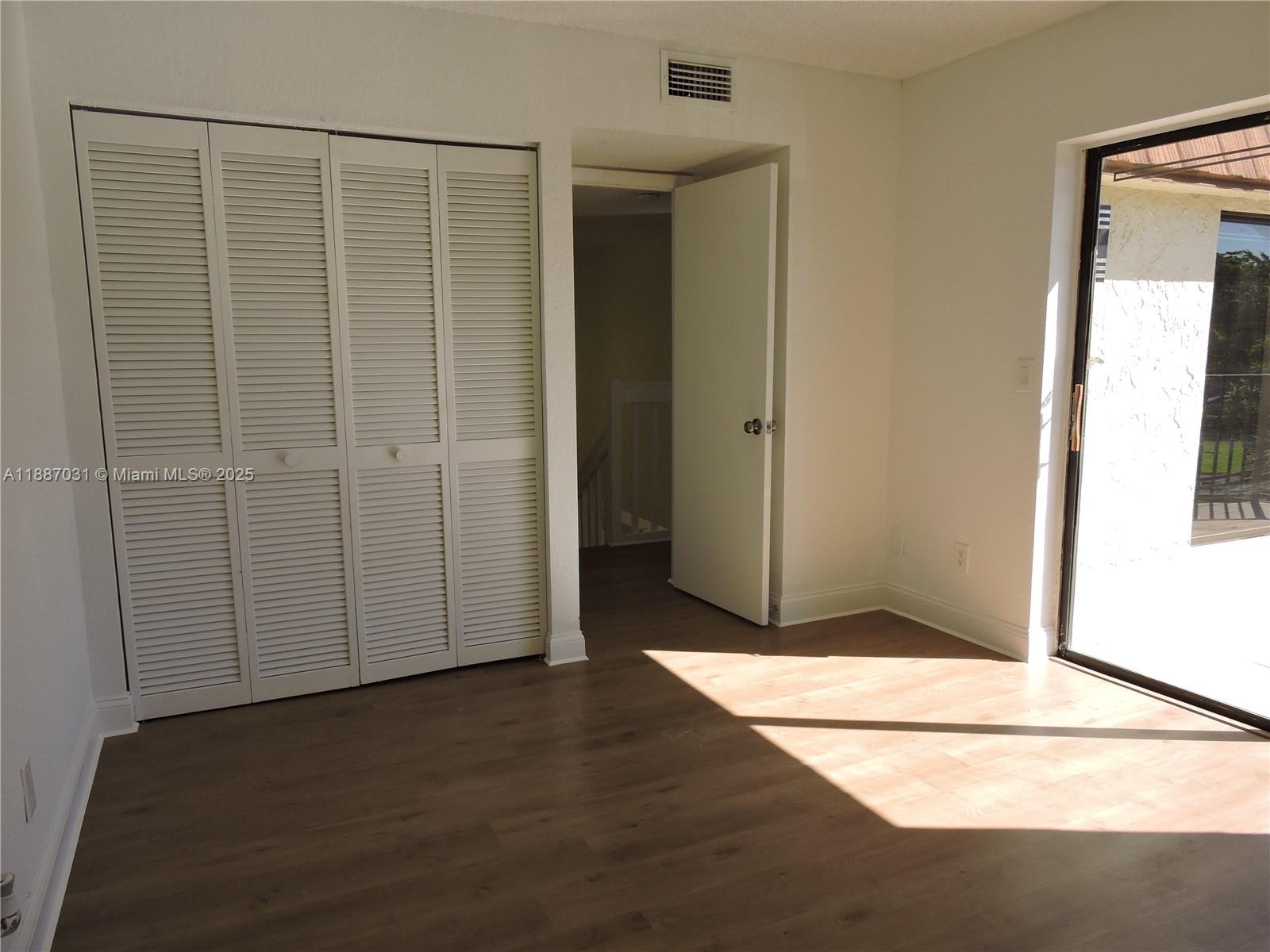 C H E ACRES - Residential Lease