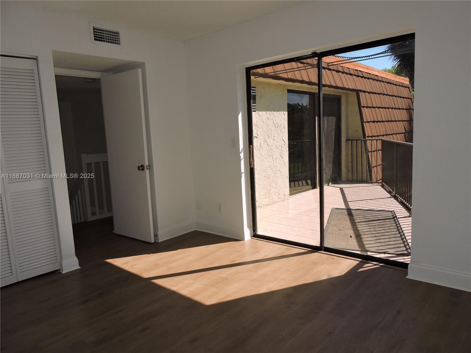 C H E ACRES - Residential Lease