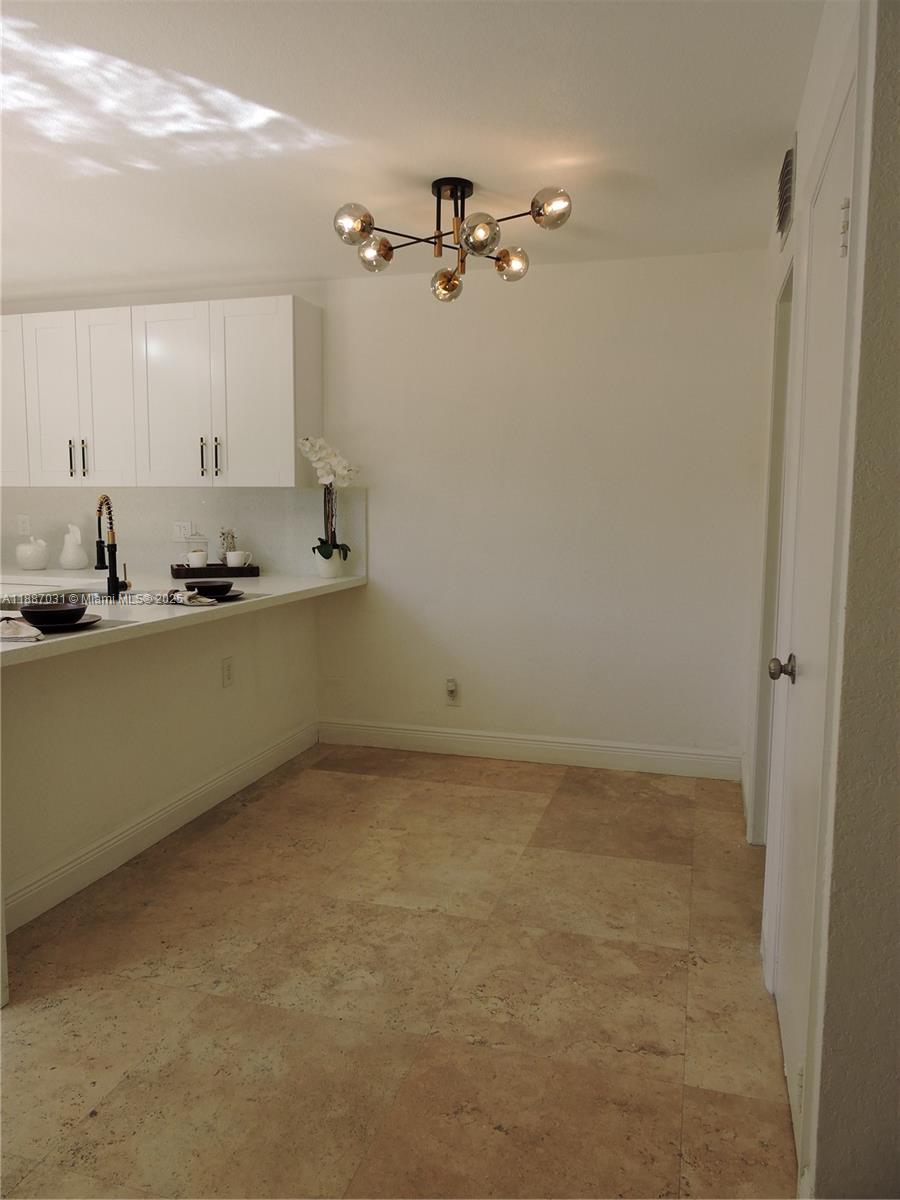 C H E ACRES - Residential Lease