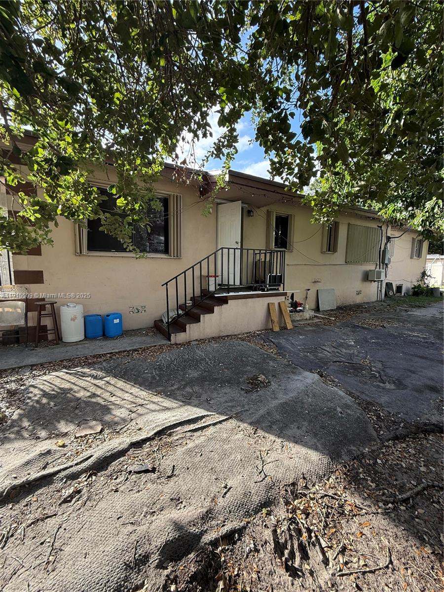 ALBERTA BISCAYNE 2ND REV - Residential Income