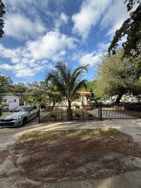 ALBERTA BISCAYNE 2ND REV - Residential Income