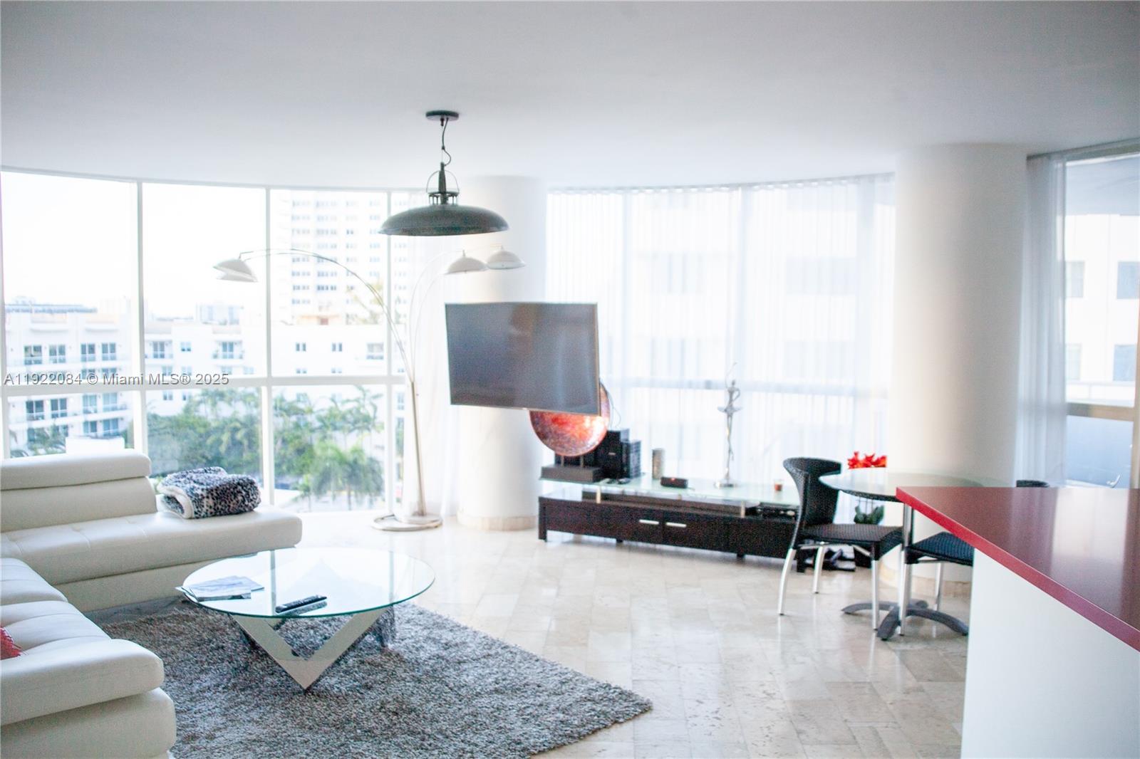 LA GORCE PALACE CONDO - Residential Lease
