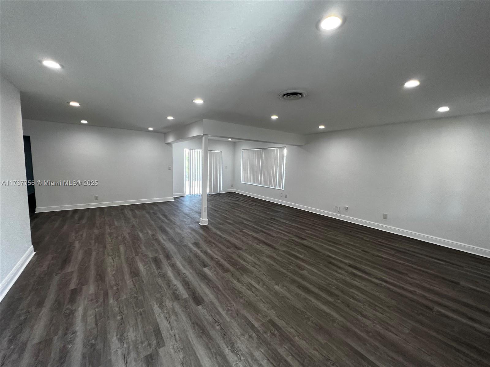 707 N 11th Ave