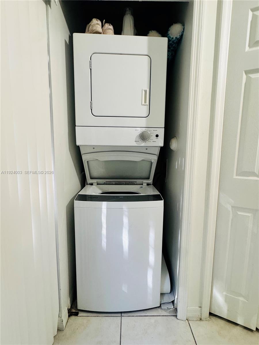 VENETIA GARDENS SOUTH CON - Residential