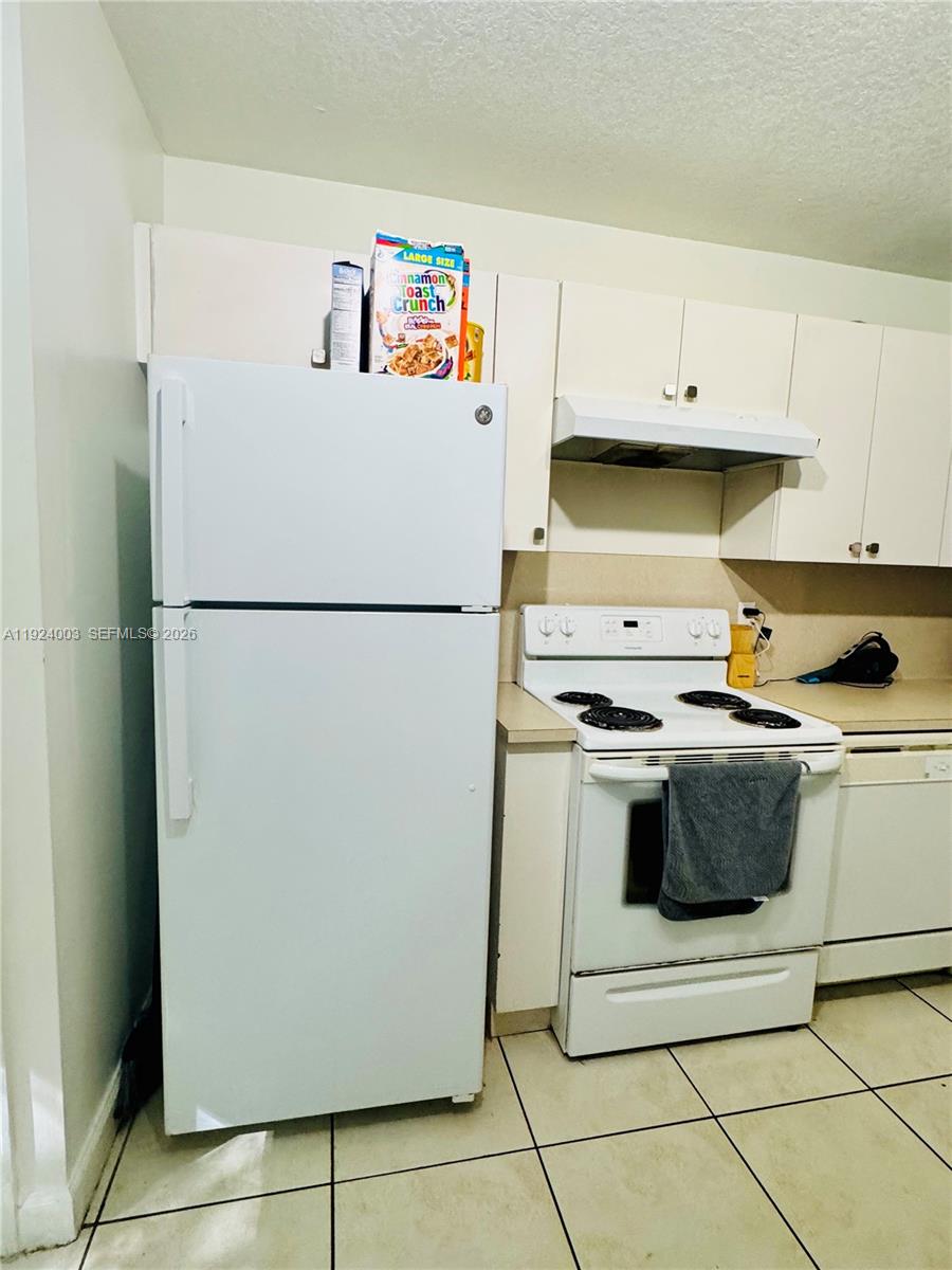 VENETIA GARDENS SOUTH CON - Residential