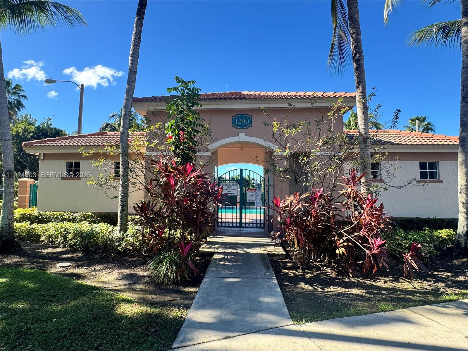 VENETIA GARDENS SOUTH CON - Residential