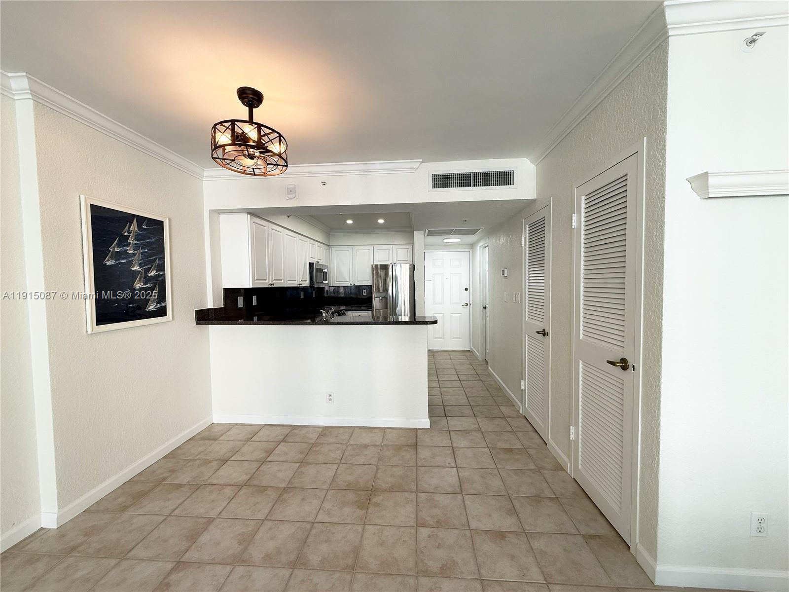 WAVE CONDO - Residential