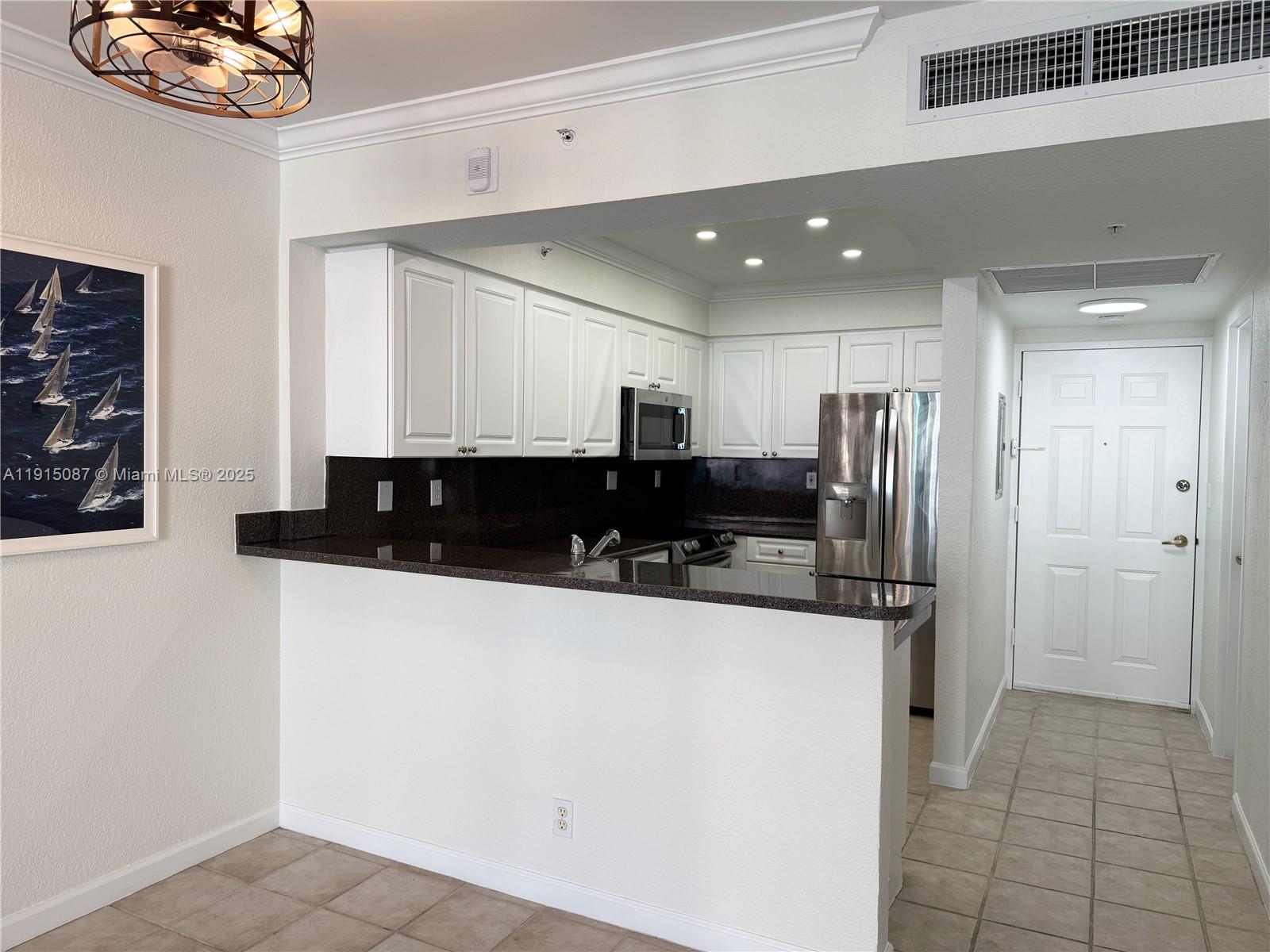 WAVE CONDO - Residential