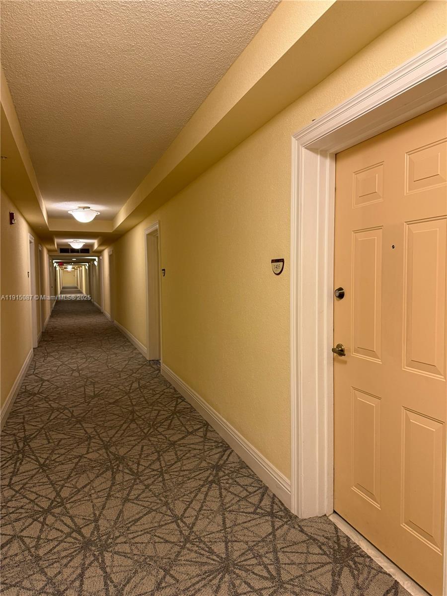 WAVE CONDO - Residential