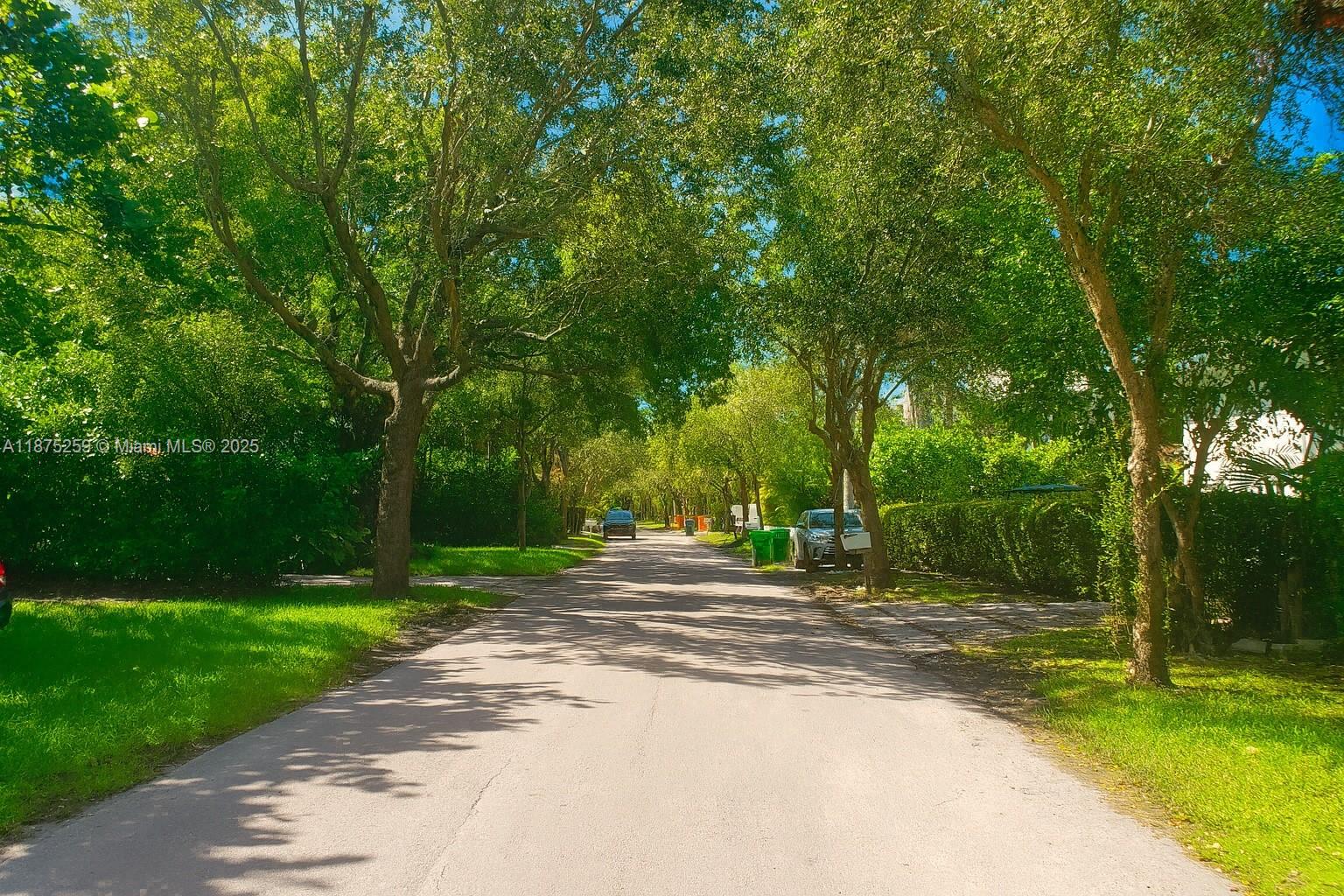 TROPICAL ISLE HOMES SUB 1 - Residential