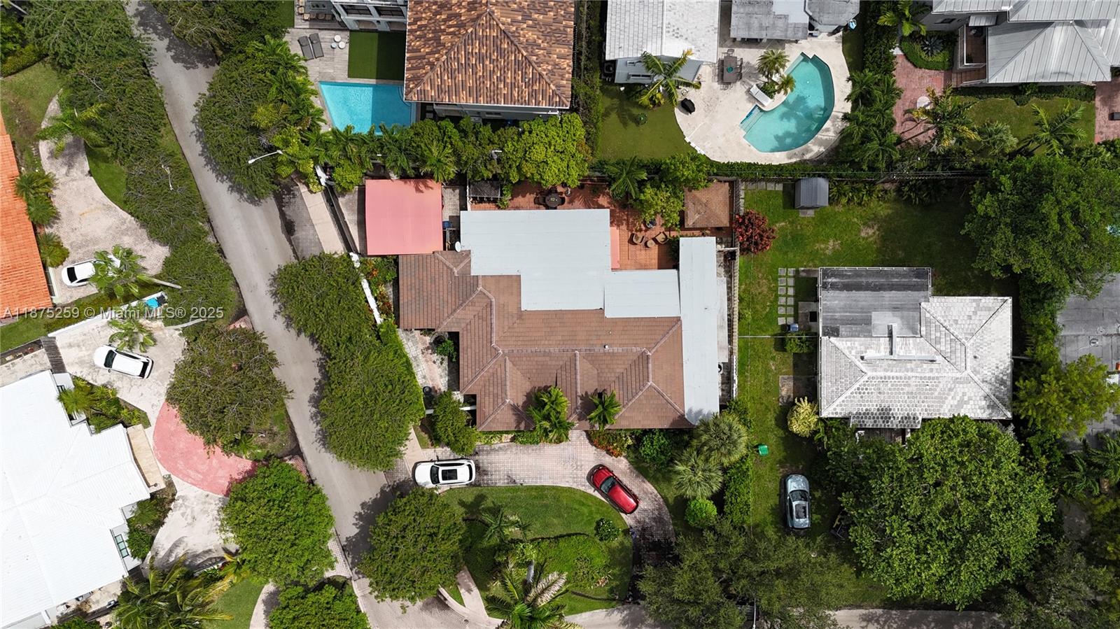 TROPICAL ISLE HOMES SUB 1 - Residential