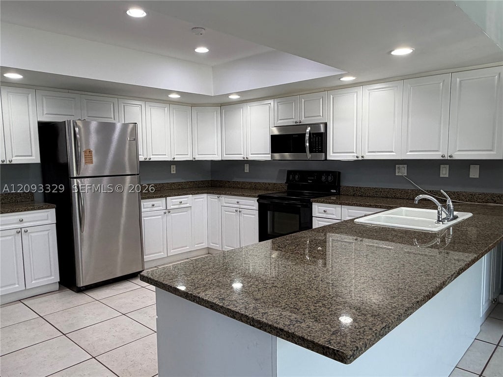 Photo of 2980 NE 19th Ter #B, Lighthouse Point, FL 33064 (MLS # A12093329)