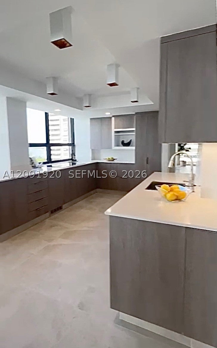 3 Grove Isle Dr C801-C802
