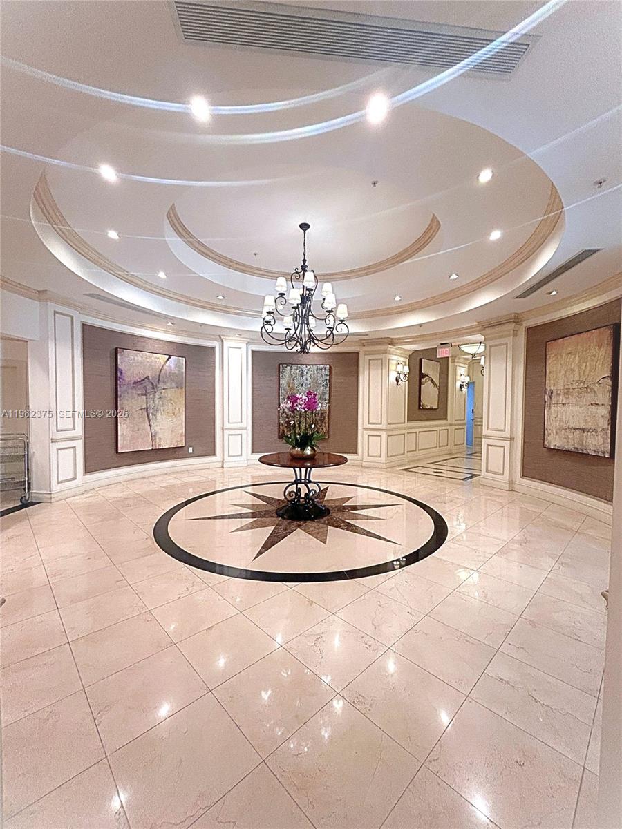 THE PONCE TOWER CONDO - Residential Lease