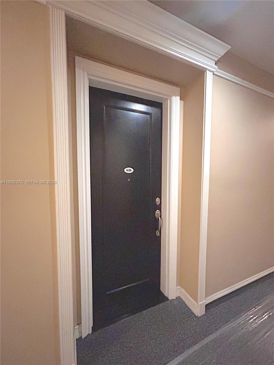 THE PONCE TOWER CONDO - Residential Lease