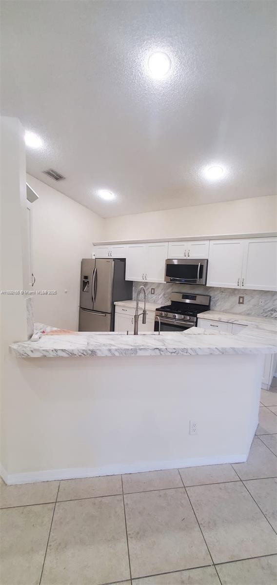 BIG SKY NORTH RESIDENTIAL - Residential Lease