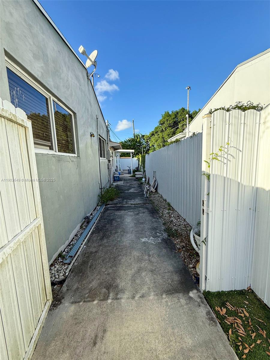 GLADYS PARK - Residential