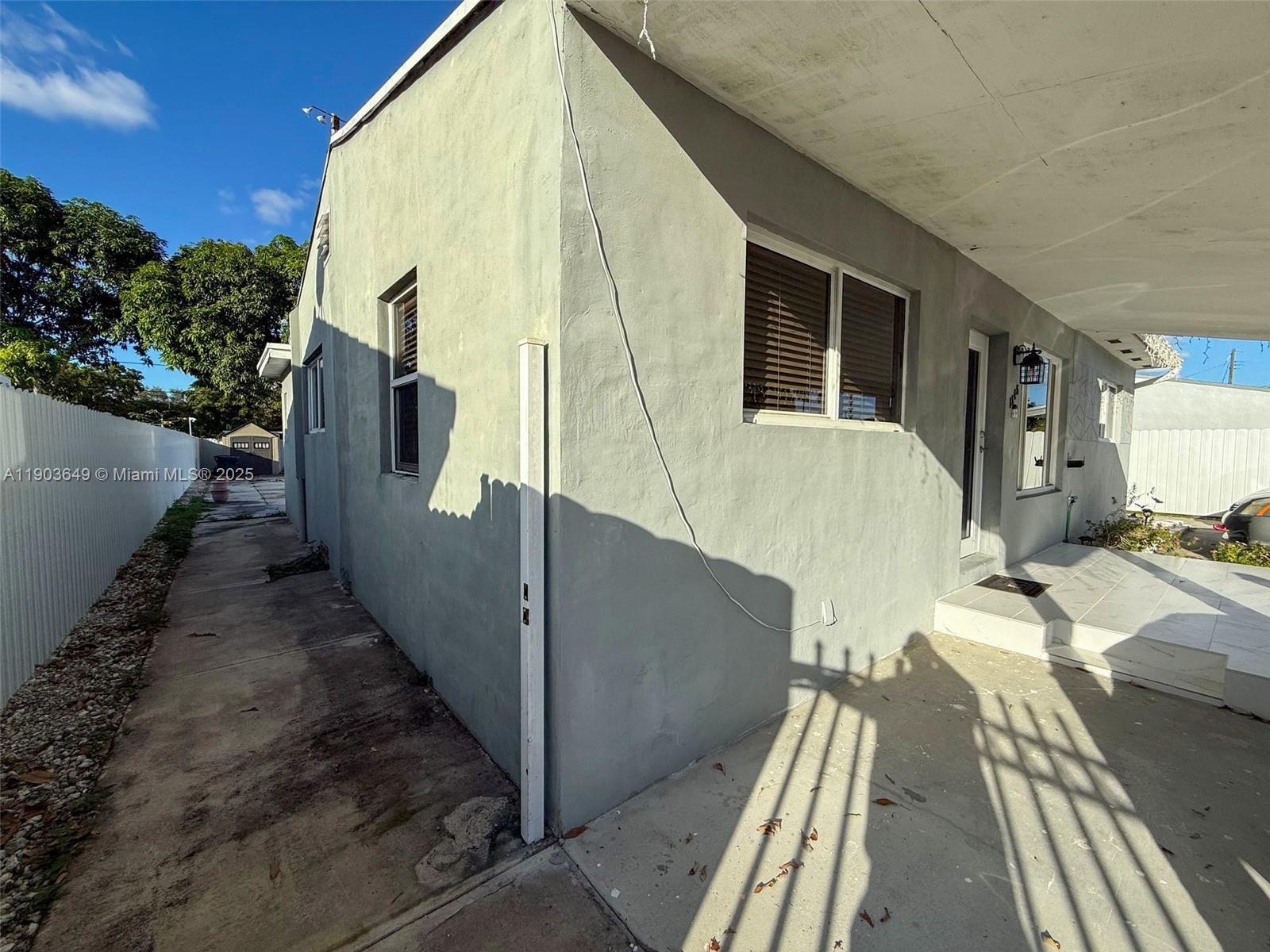 GLADYS PARK - Residential