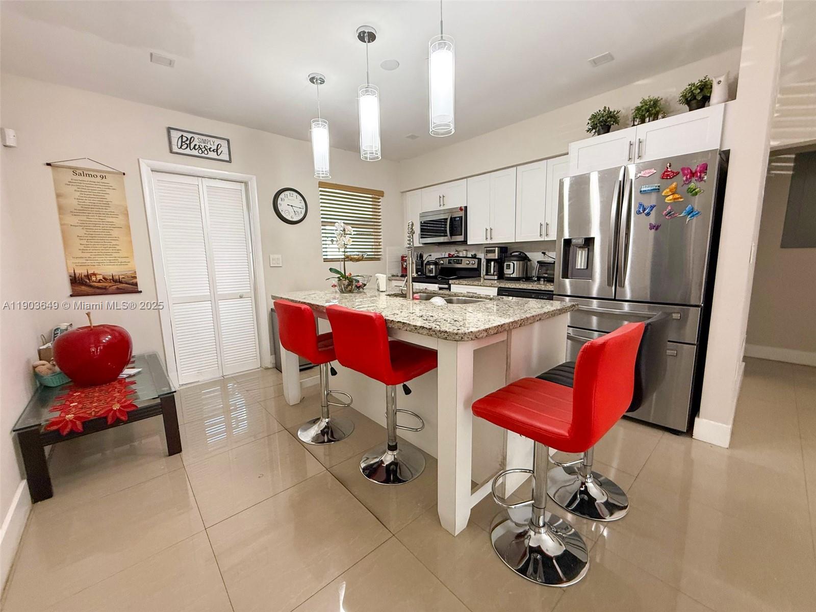 GLADYS PARK - Residential