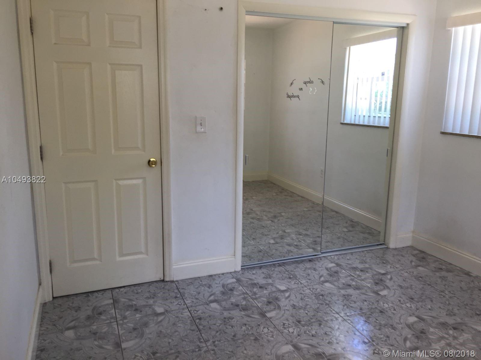 CAROL CITY 3RD ADDN - Residential