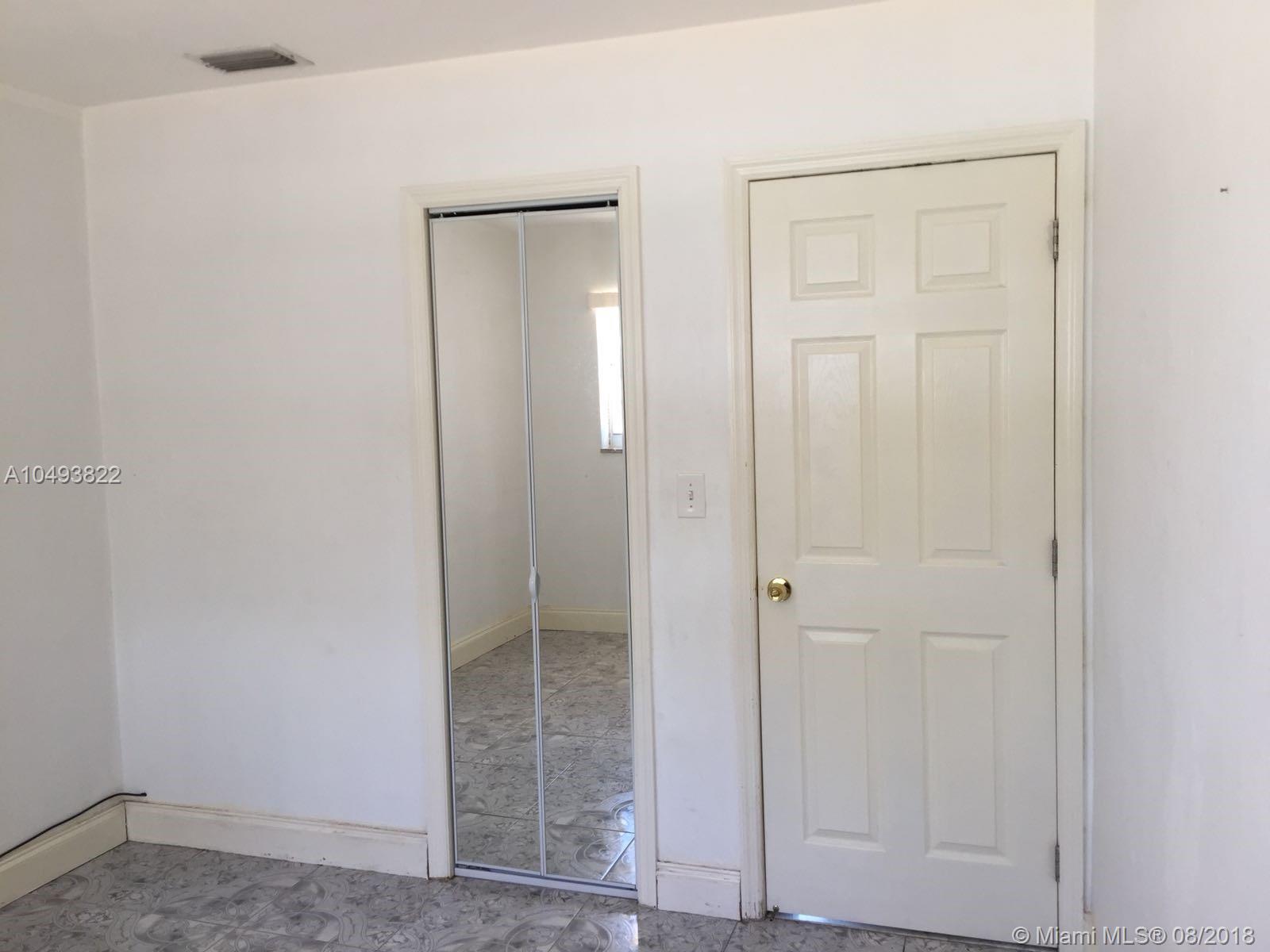 CAROL CITY 3RD ADDN - Residential