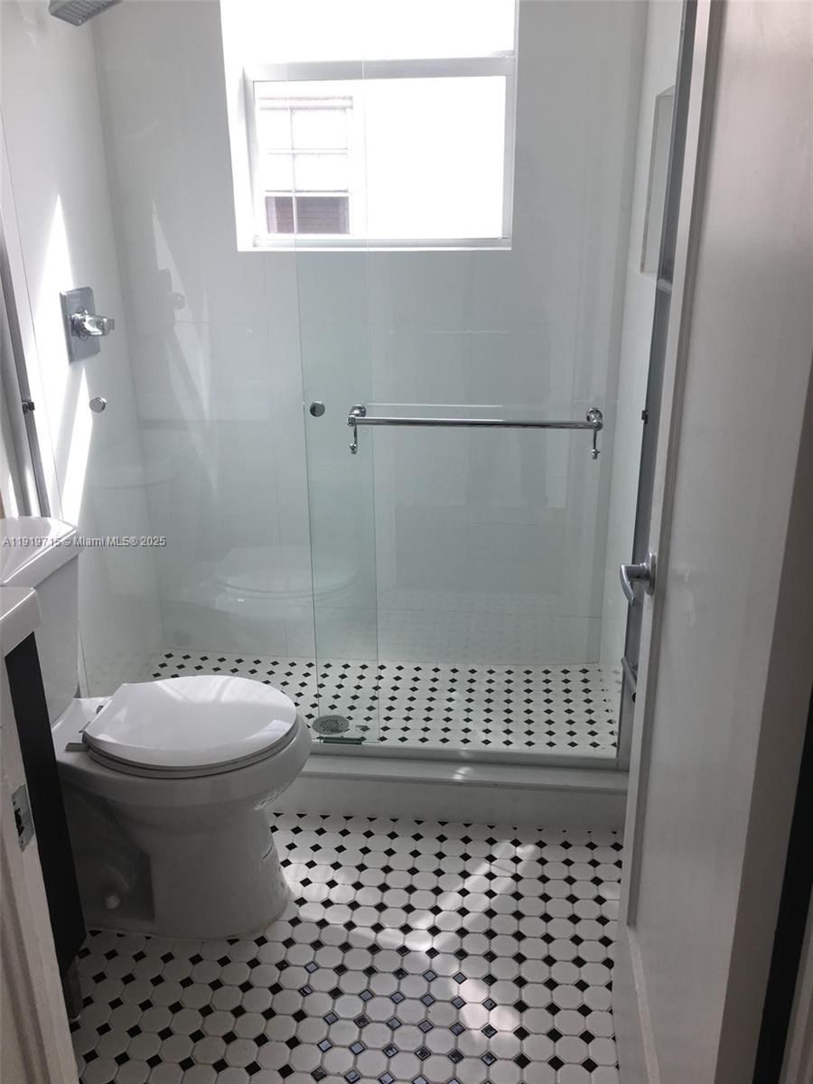 1618 Michigan Ave 37