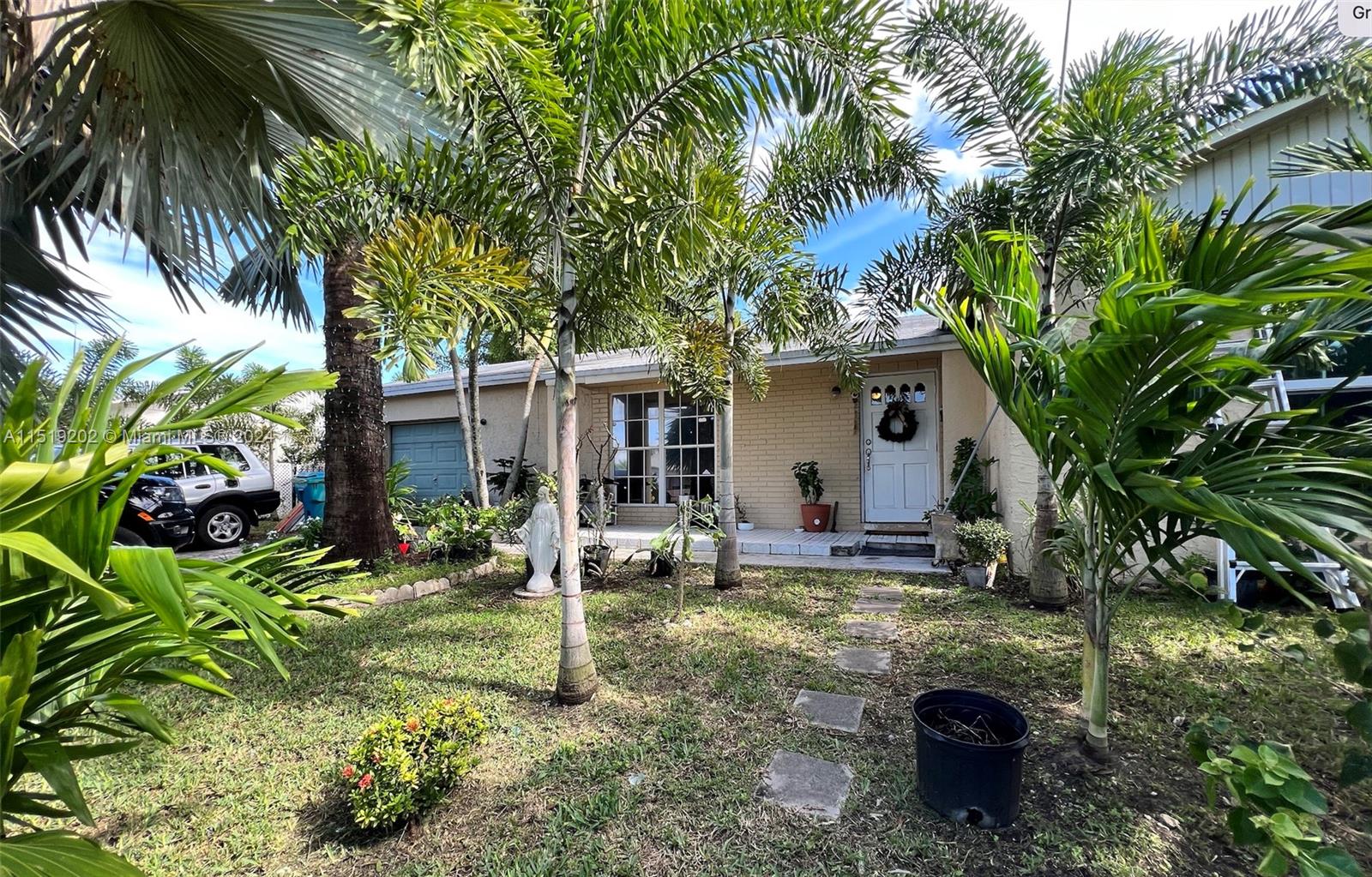 Property for Sale at 25835 Sw 131st Ct, Homestead, Miami-Dade County, Florida - Bedrooms: 4 
Bathrooms: 3  - $650,000