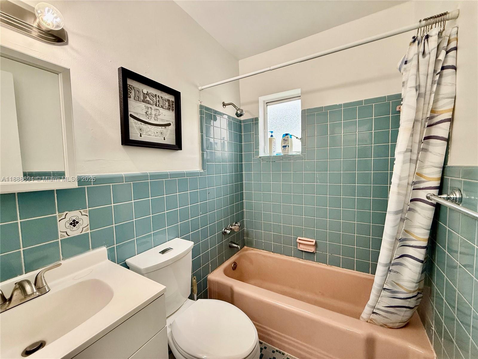 SUNSET LAKE PARK - Residential Lease
