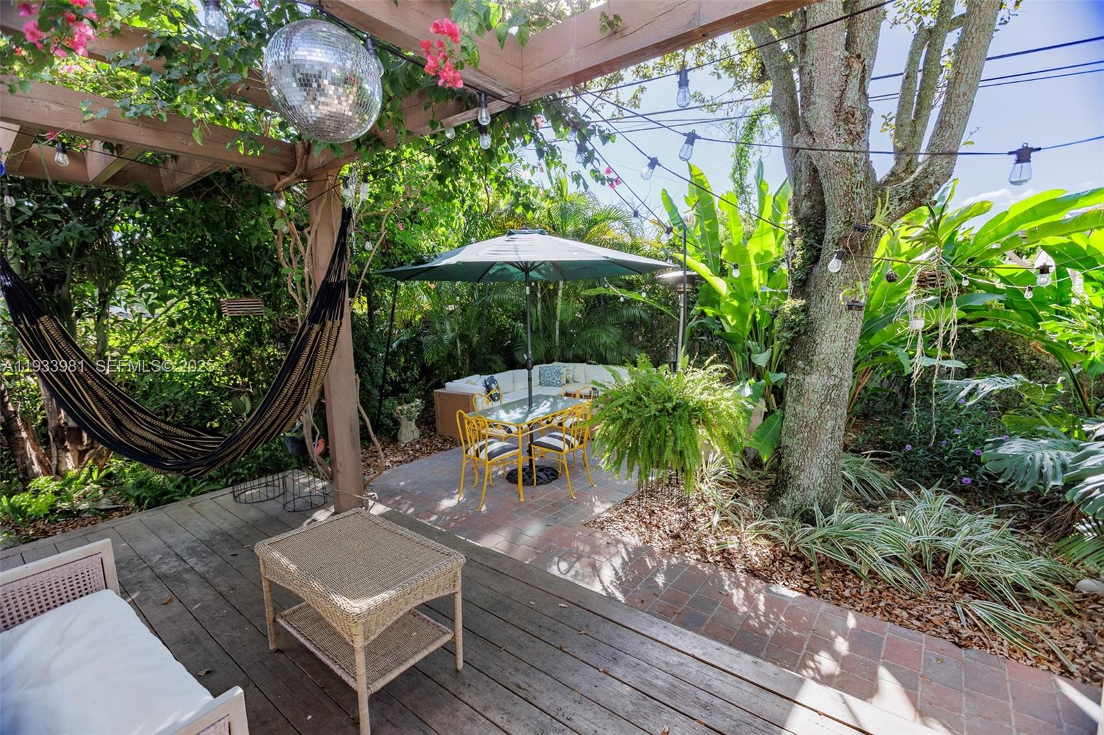 STEPHEN MANOR - Residential