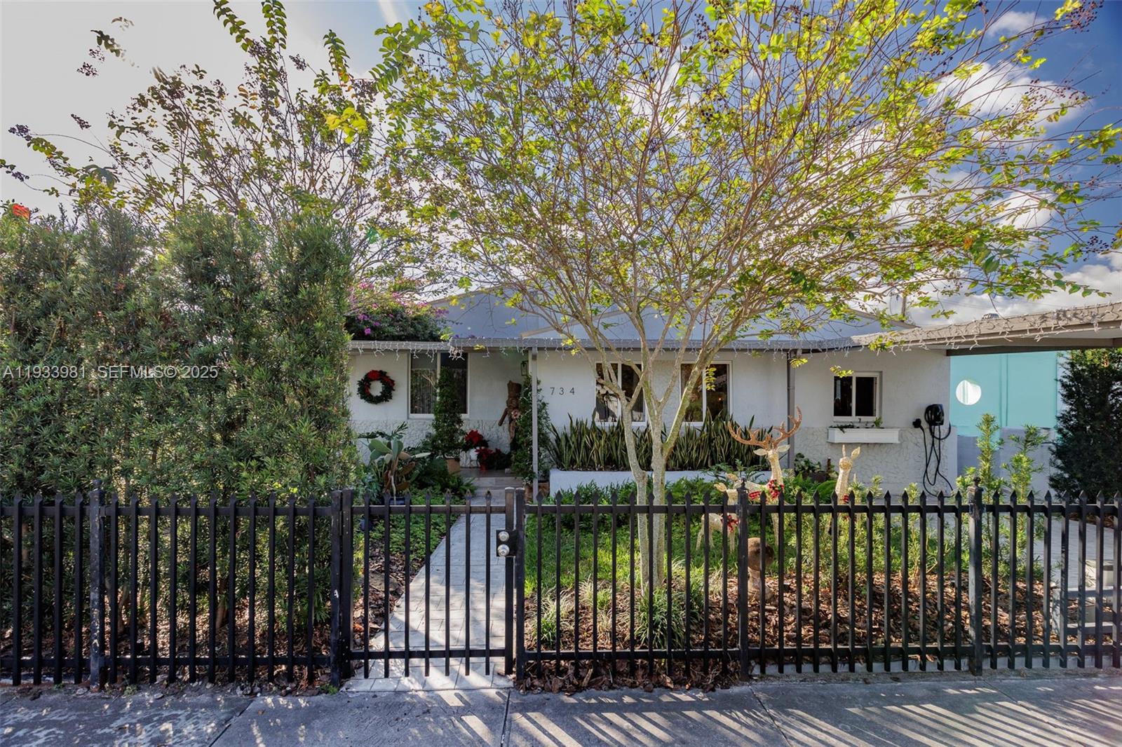 STEPHEN MANOR - Residential