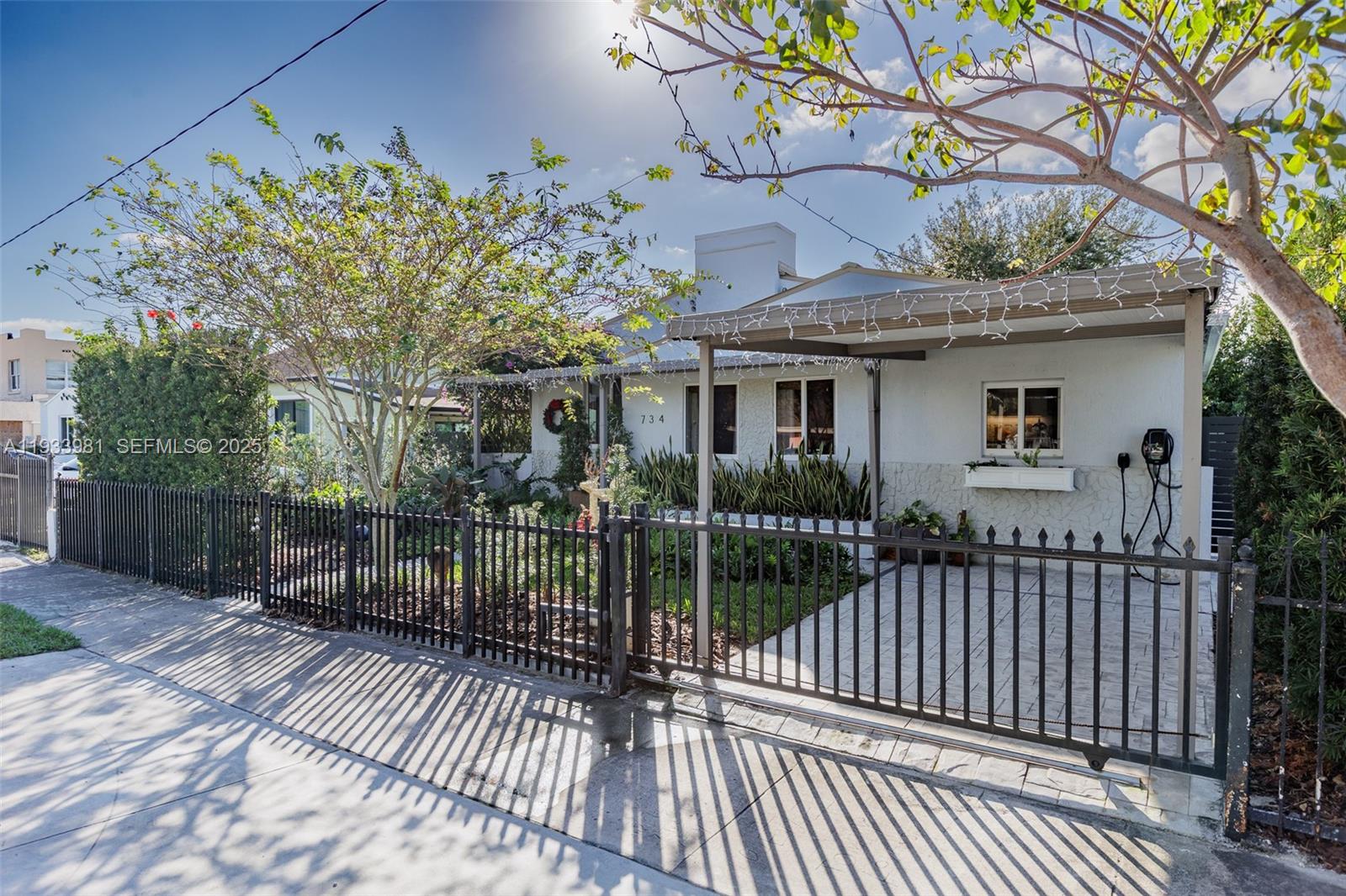 STEPHEN MANOR - Residential