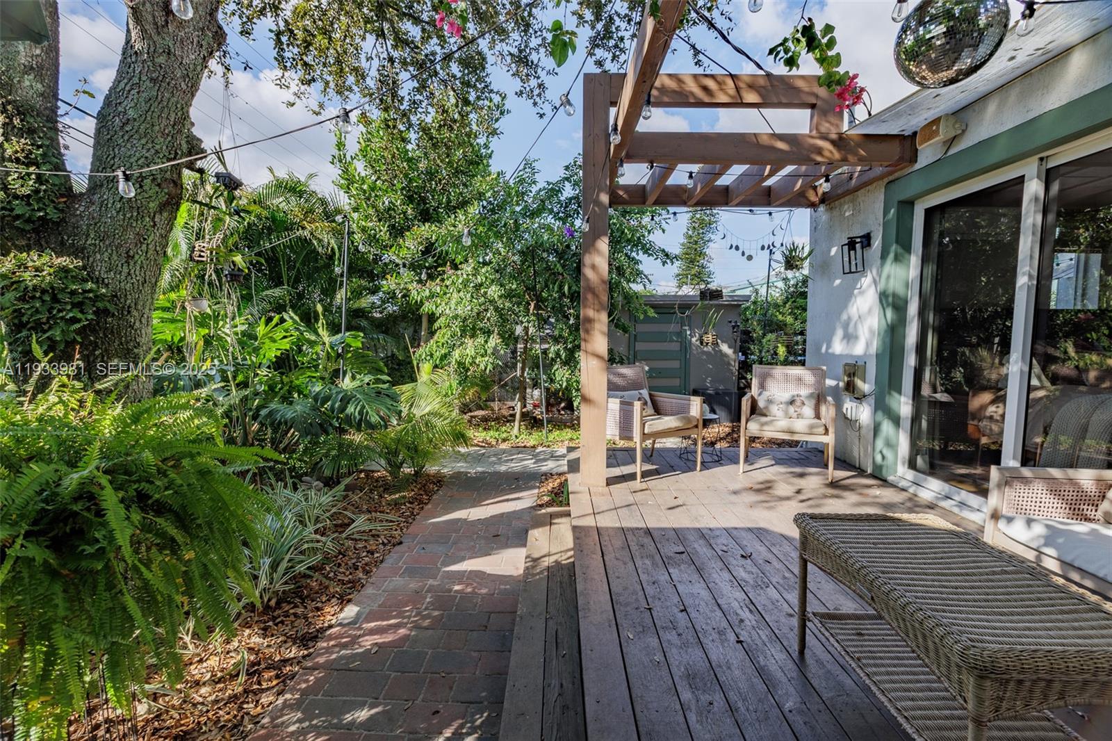 STEPHEN MANOR - Residential