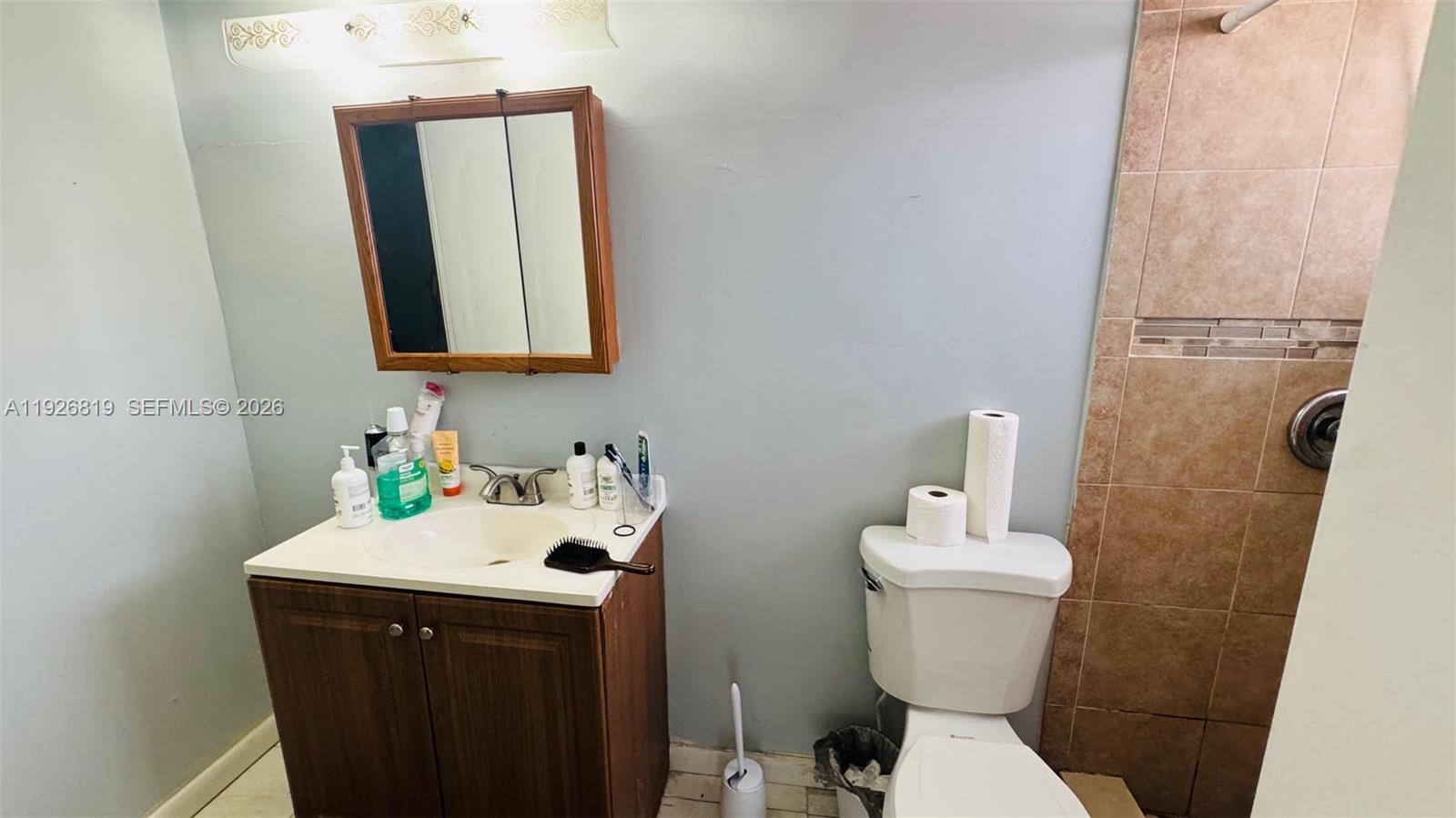 APRIL MIST CONDO - Residential