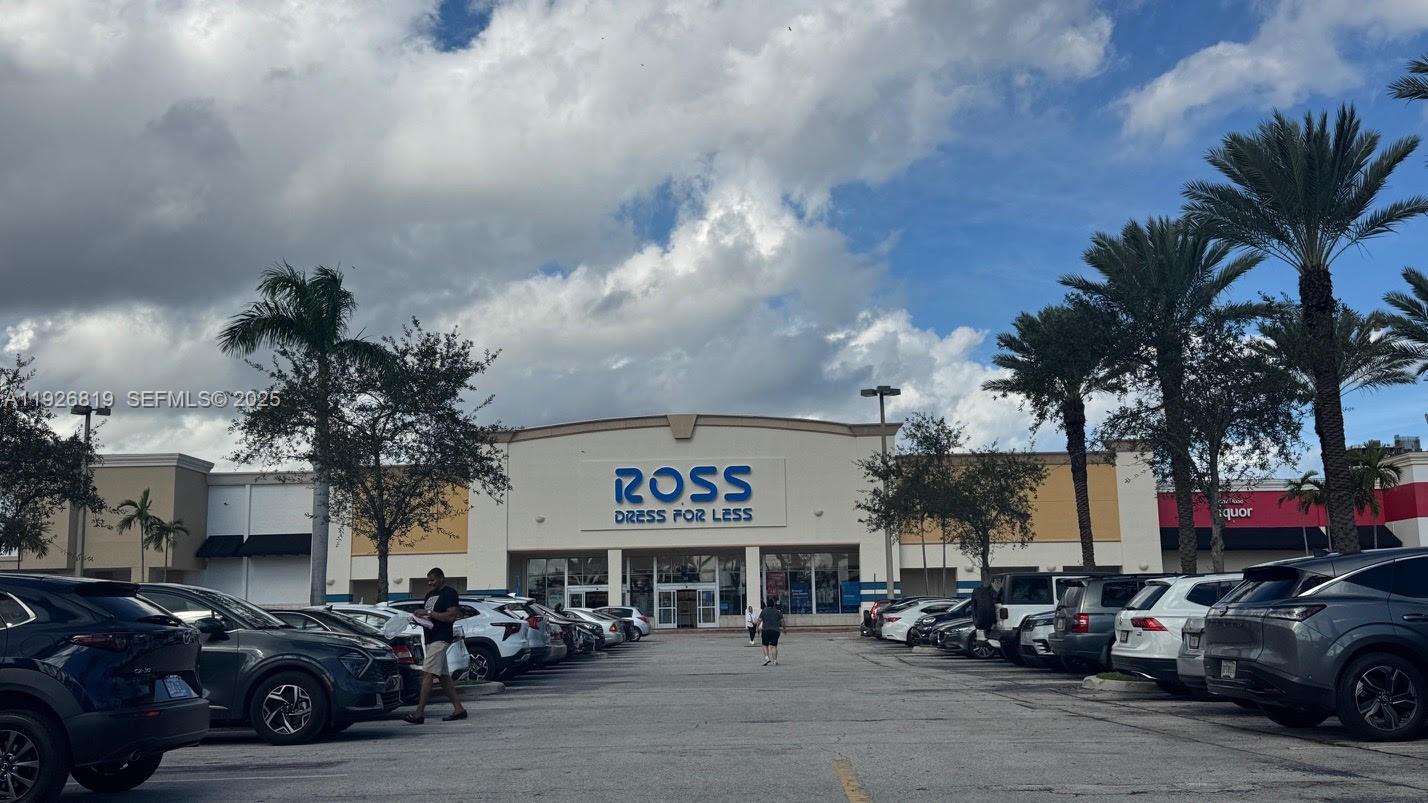 APRIL MIST CONDO - Residential