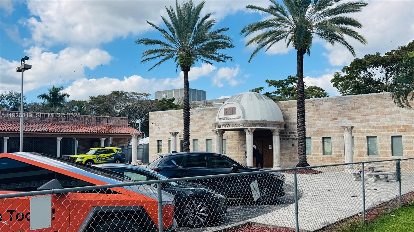 APRIL MIST CONDO - Residential