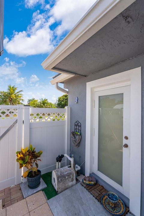 Tiny photo for 255 NE 41st Ct, Deerfield Beach, FL 33064 (MLS # A12027762)