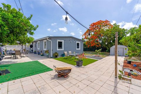 Tiny photo for 255 NE 41st Ct, Deerfield Beach, FL 33064 (MLS # A12027762)