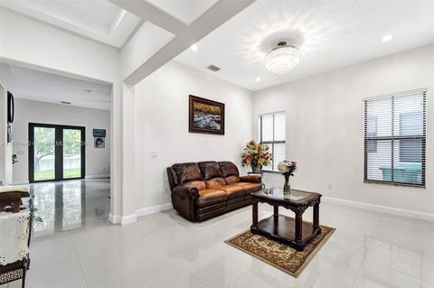 Single Family Residence in Cooper City FL 3725 85th Ter Ter 6.jpg