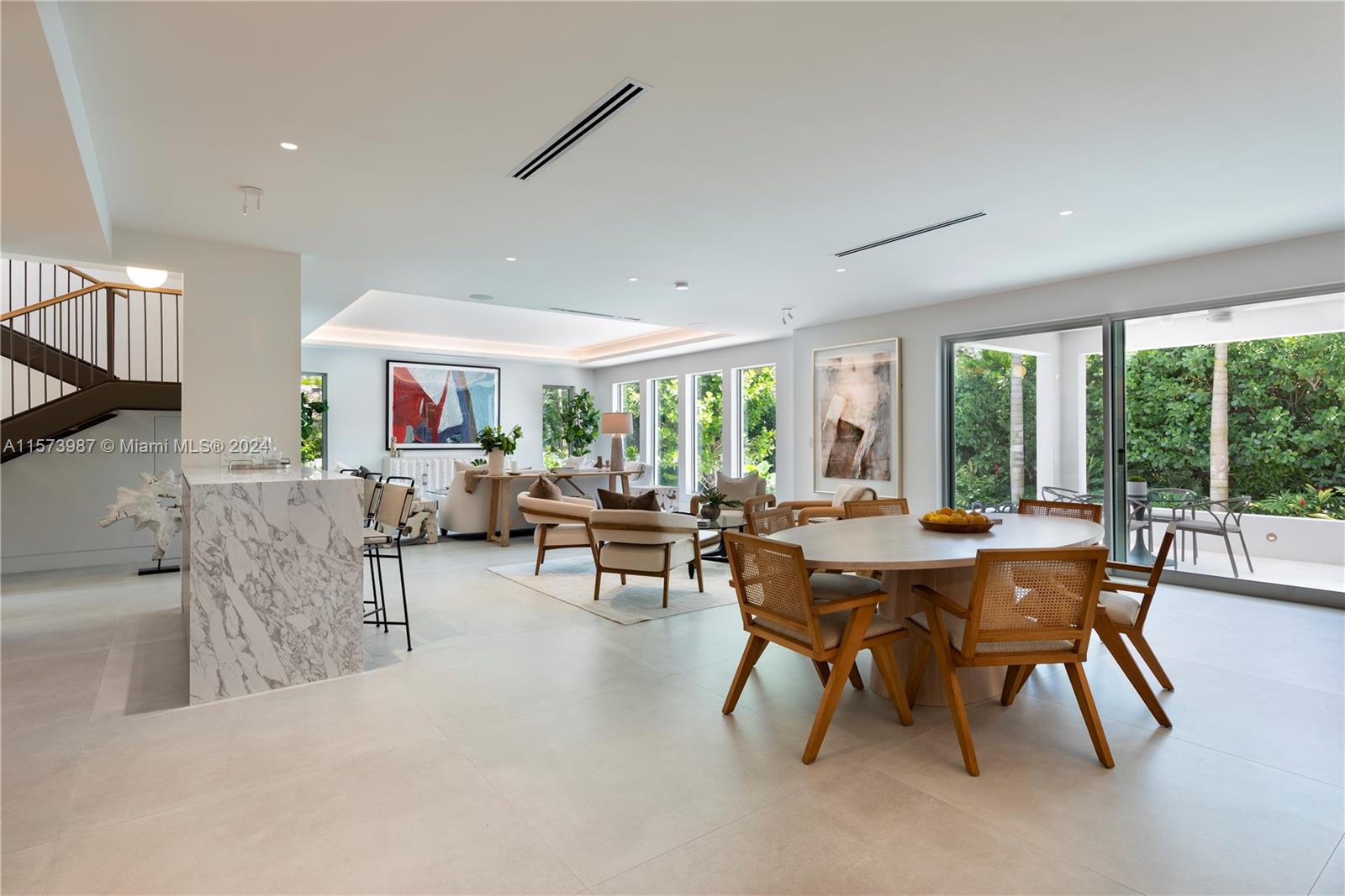 EARLETON SHORES - Residential