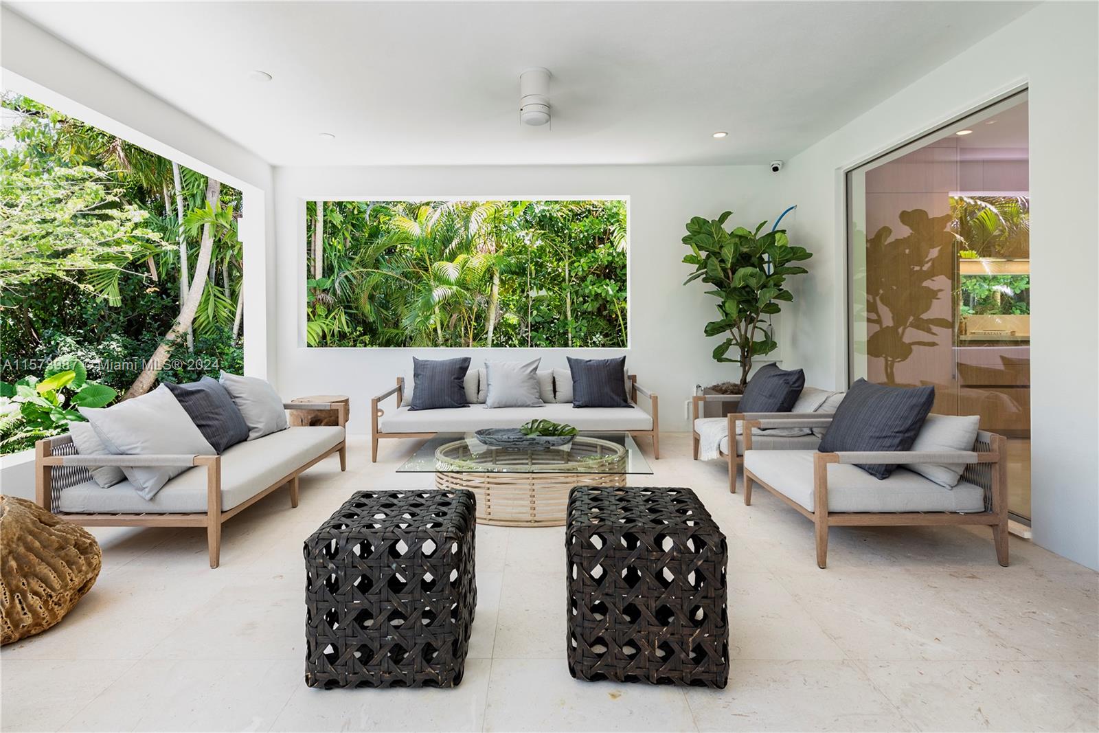 EARLETON SHORES - Residential