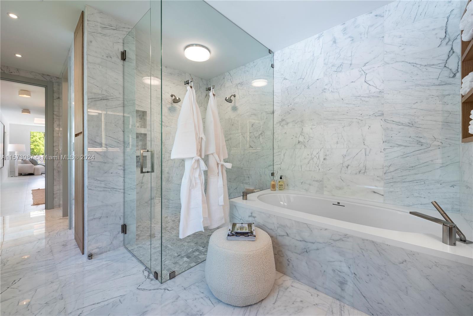 EARLETON SHORES - Residential