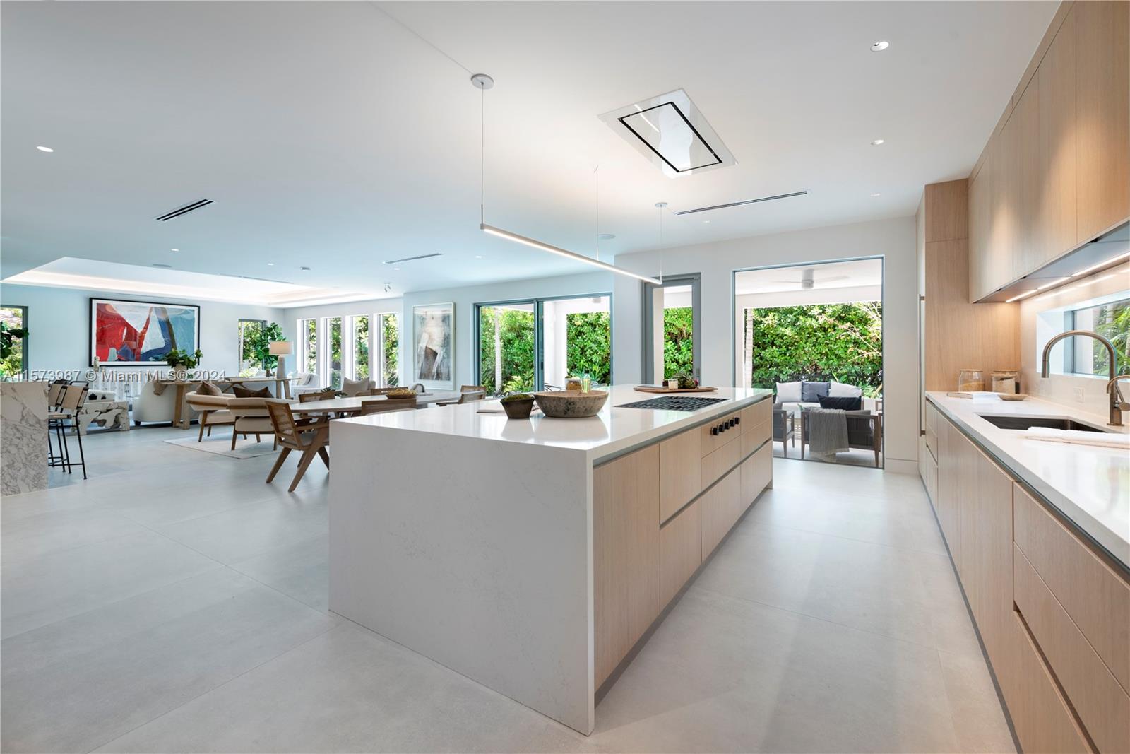 EARLETON SHORES - Residential