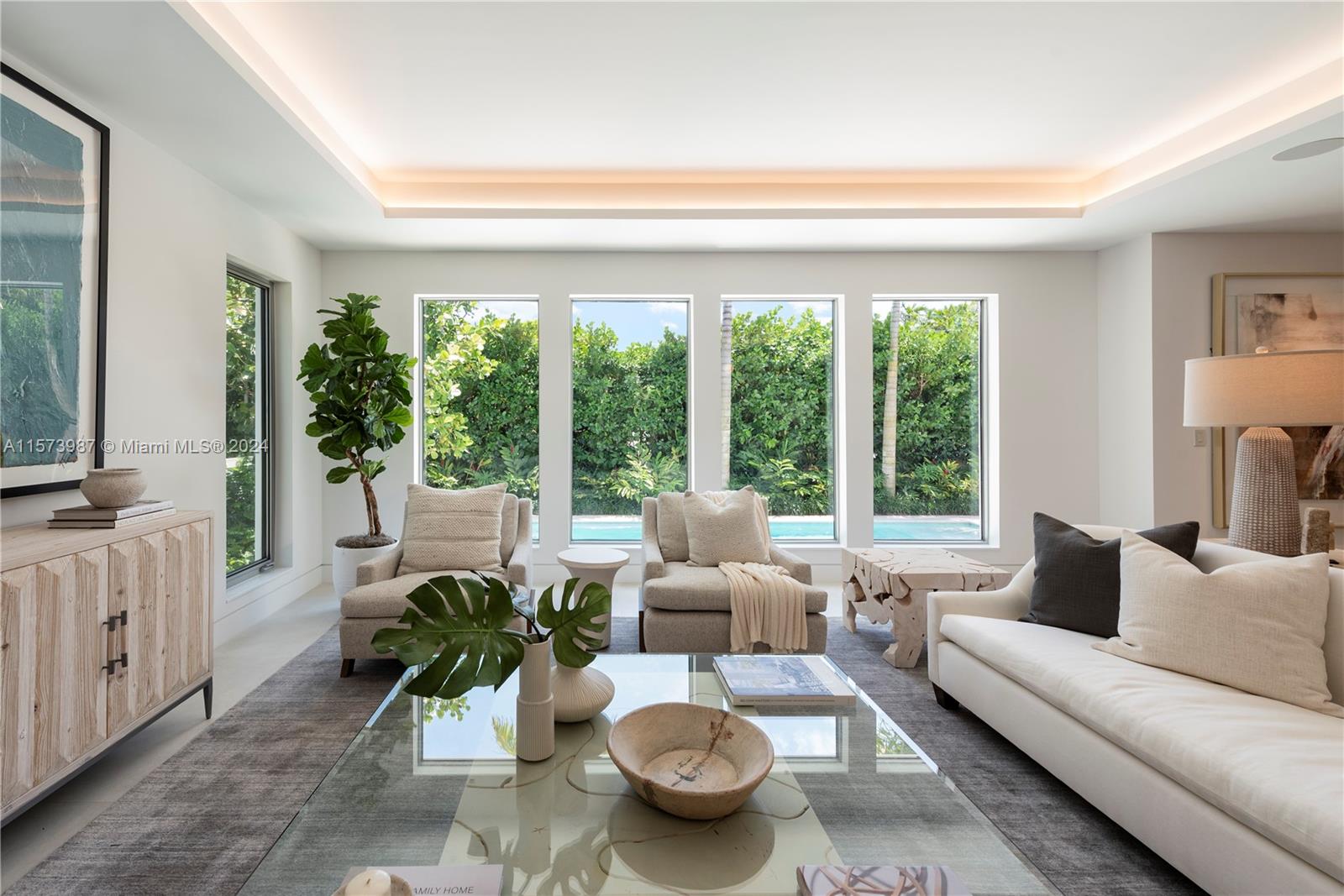 EARLETON SHORES - Residential