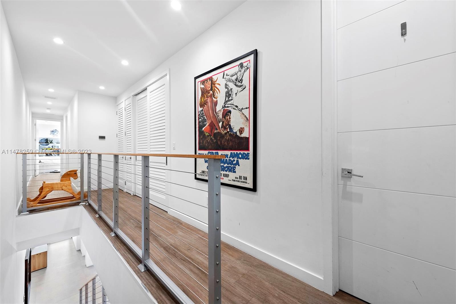 LINCOLN PARK VILLAS CONDO - Residential