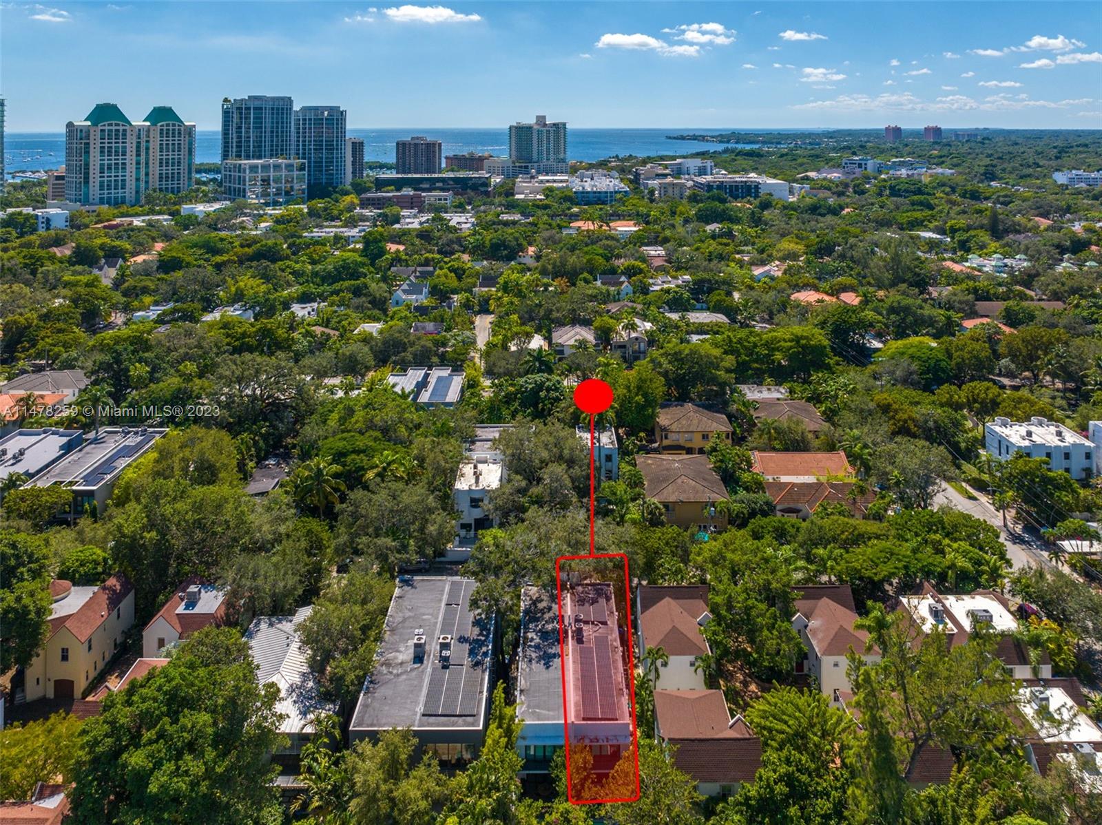 LINCOLN PARK VILLAS CONDO - Residential