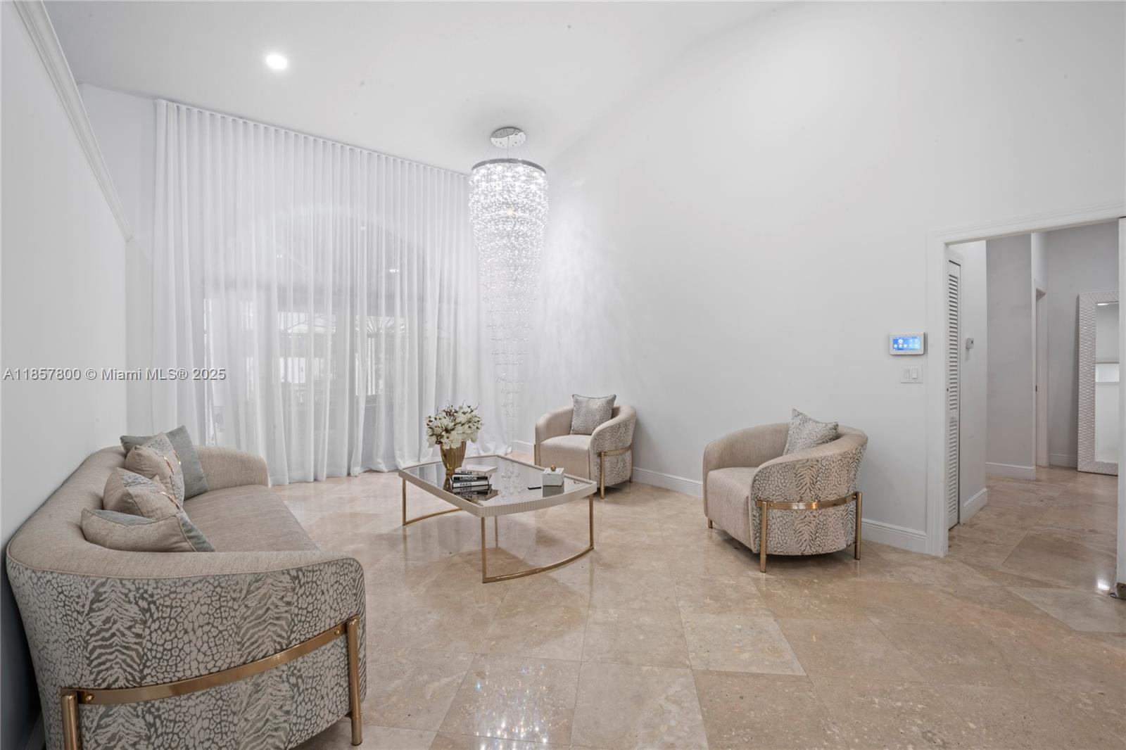 BEVERLY HILLS - Residential